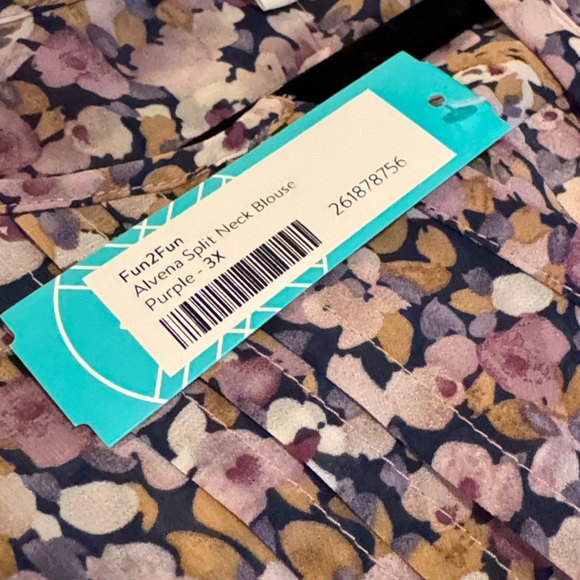 Women's Split Neck Floral Print Blouse Purple Size 3X NWT - Picture 7 of 7